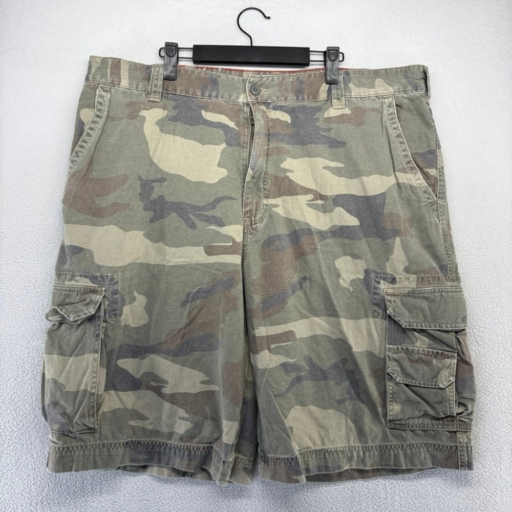 Vintage Mossimo Cargo Supply Men's 42 Green Camo Shorts Military Fatigue Faded